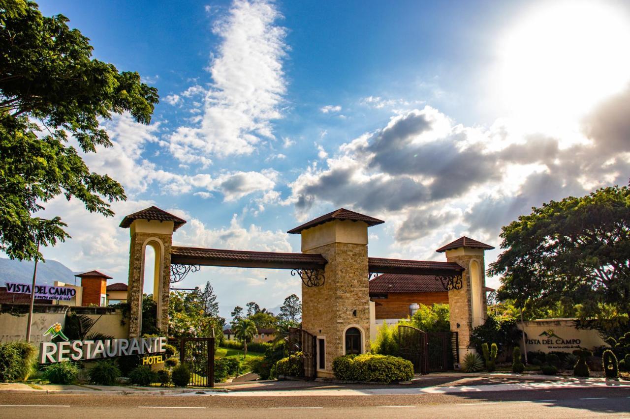 Vista Del Campo Country Club & Villas Jarabacoa Exterior photo