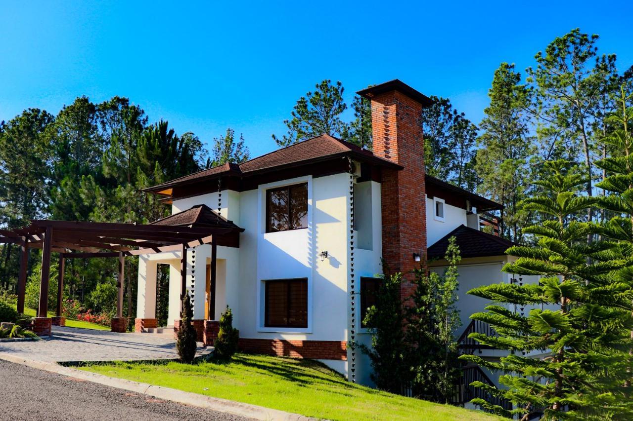 Vista Del Campo Country Club & Villas Jarabacoa Exterior photo