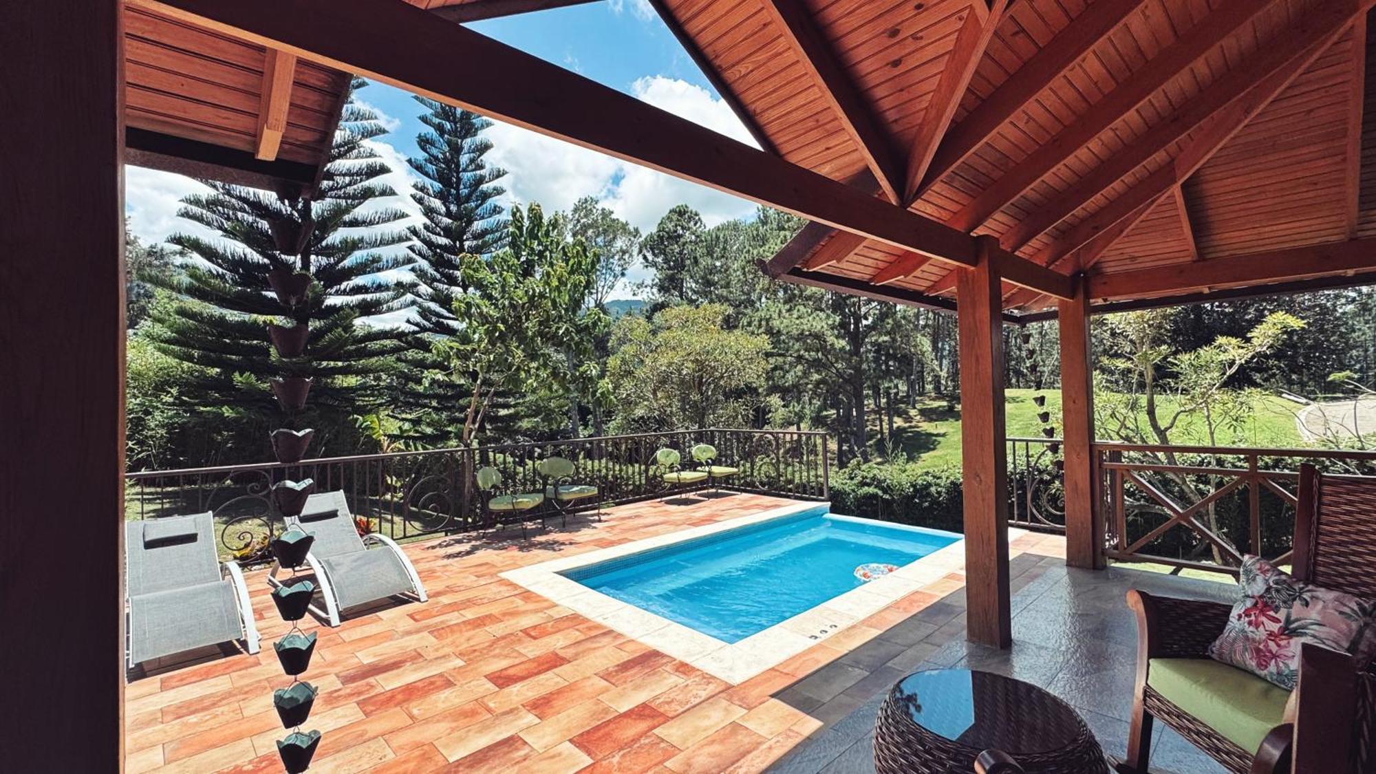 Vista Del Campo Country Club & Villas Jarabacoa Exterior photo
